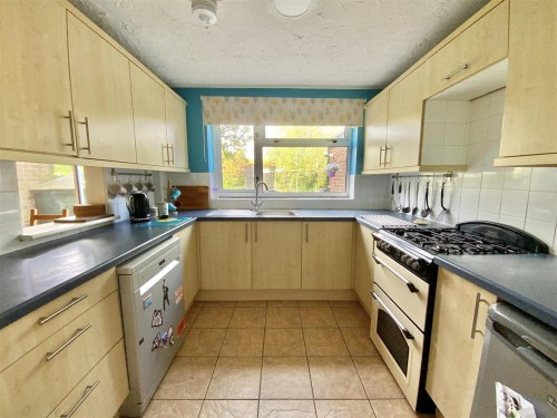 Bradwell Road, Bradville, Milton Keynes - Photo 4