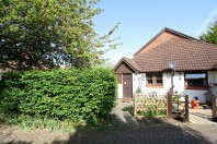 Click the photo for more details of 26, Milton Keynes, Boxberry Gardens