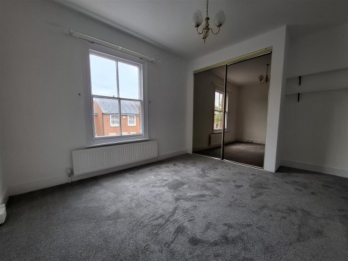 Bedroom 1.jpg