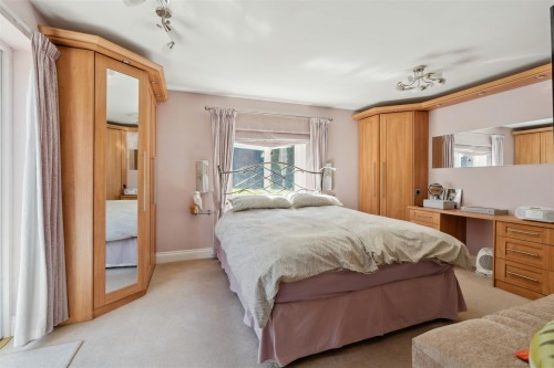 Poplar Close, Simpson, Milton Keynes - Photo 9