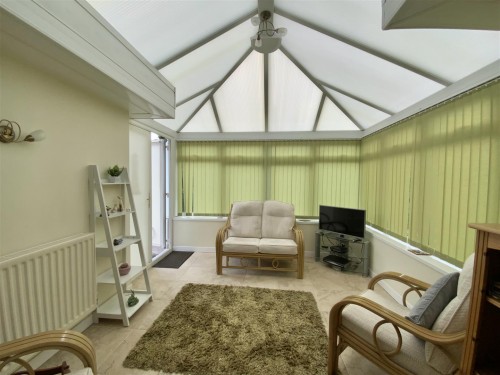 Loughton Road, Bradwell, Milton Keynes - Photo 6