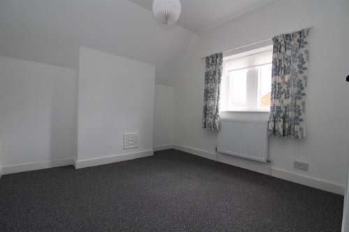 Bedroom 2.JPG