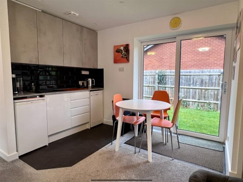 Stone Hill, Two Mile Ash3, Milton Keynes - Photo 15