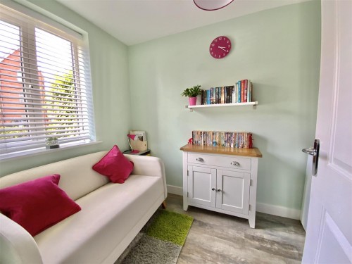 Study/ Bedroom 4 (Ground Floor) Study/ Bedroom 4 (Ground Floor)