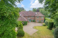 Click the photo for more details of Greenacre, Milton Keynes, Green Lane