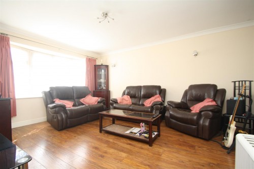 Melrose Avenue, Bletchley, Milton Keynes - Photo 3