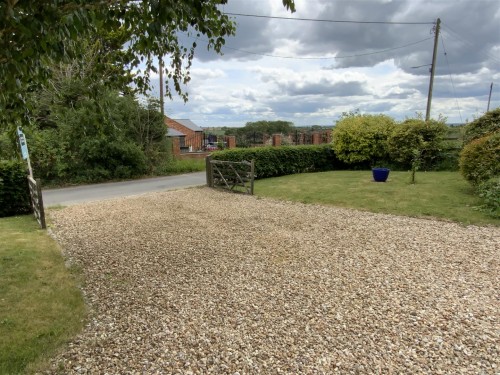 Higham Cross Road, Hanslope, Milton Keynes - Photo 21