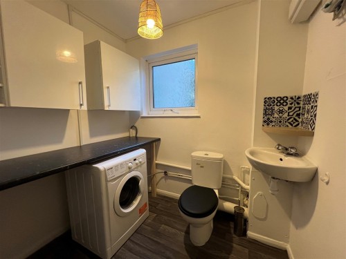 Utility & Cloakroom.jpg