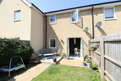 Abigar Close, Whitehouse, Milton Keynes - Photo 2
