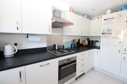 Abigar Close, Whitehouse, Milton Keynes - Photo 6