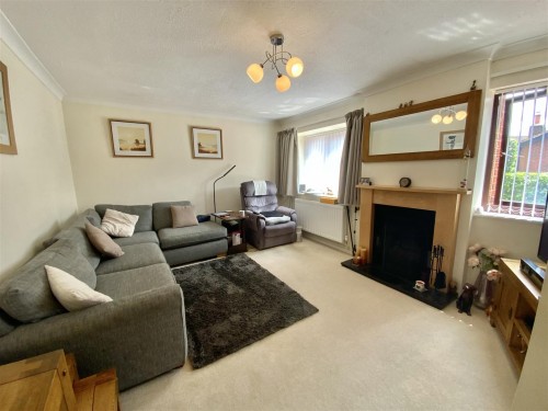 34 Milesmere, Two Mile Ash, Milton Keynes, MK8 8DP - Photo 2