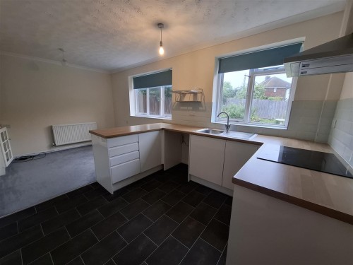 Kitchen & Dining Area.jpg