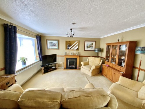 Mauduit Road, Hanslope, Milton Keynes - Photo 13
