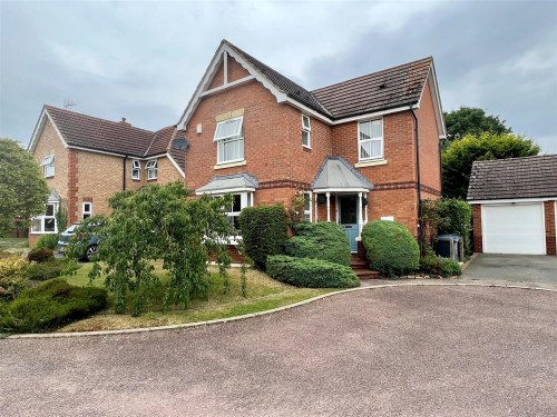 Dickens Drive, Old Stratford, Milton Keynes - Photo 1