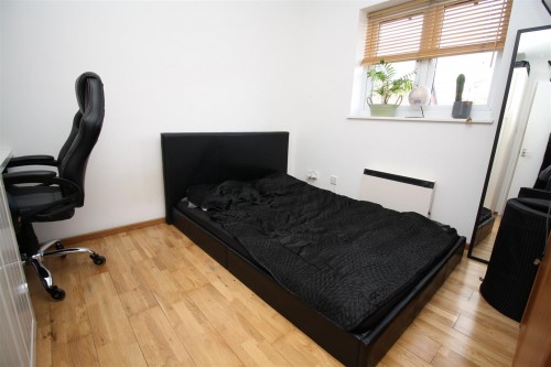 bed 1