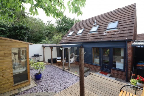 Great Linford - Photo 13