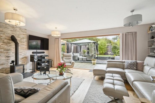 DSC07048 - 800px.jpg DSC07048 - 800px.jpg