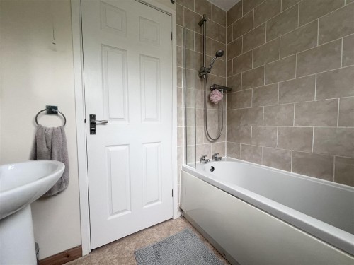 Hilliard Drive, Bradwell, Milton Keynes - Photo 7