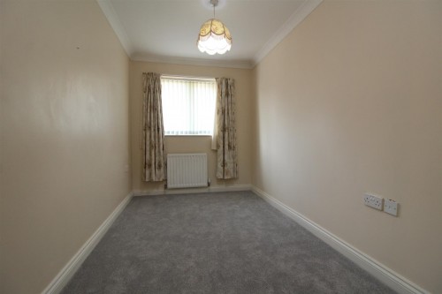 Bedroom 2.JPG