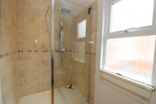 Shower Room.JPG