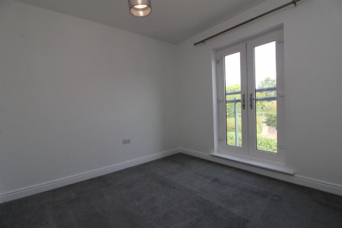 Bedroom 2.JPG