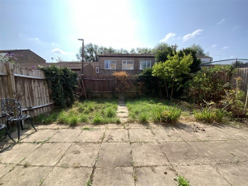 Lingfield, Stacey Bushes - Photo 12