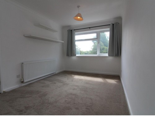 Bedroom 2.JPG