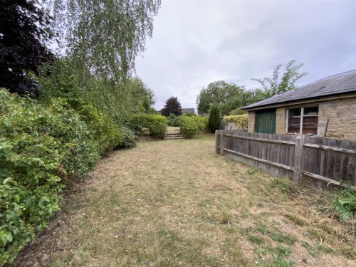 High Street, Potterspury, Towcester - Photo 11