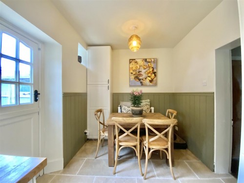 High Street, Potterspury, Towcester - Photo 7 High Street, Potterspury, Towcester - Photo 7