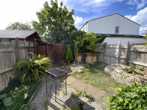 Burnet, Stantonbury - Photo 10