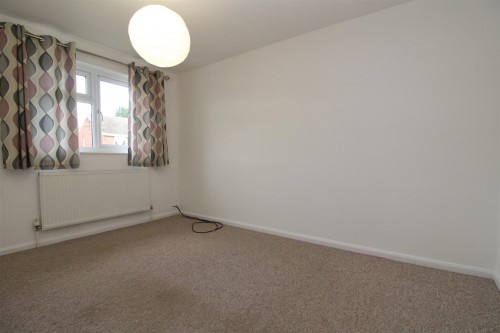 Bedroom 1.JPG