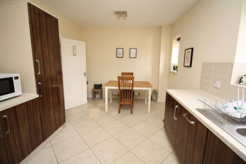 Millward Drive, Bletchley, Milton Keynes - Photo 11