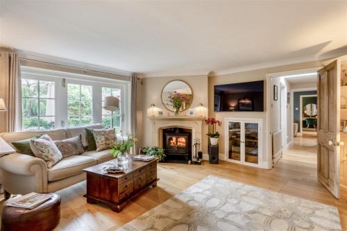 8657653-interior16.jpg 8657653-interior16.jpg