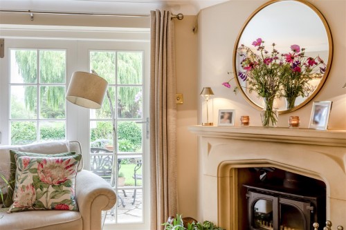 8657653-interior03.jpg 8657653-interior03.jpg