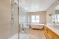 8651198-interior28.jpg 8651198-interior28.jpg