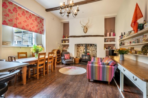 8608621-interior14.jpg 8608621-interior14.jpg