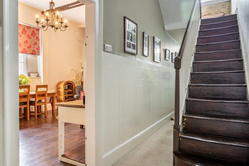 8608621-interior13.jpg 8608621-interior13.jpg