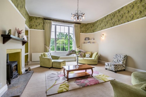 8608621-interior10.jpg 8608621-interior10.jpg