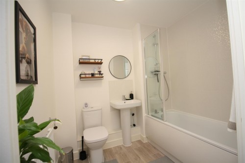 Family Bathroom Family Bathroom