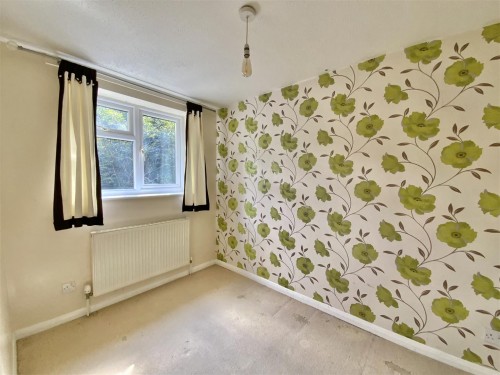 Lanthorn Close, Neath Hill - Photo 9
