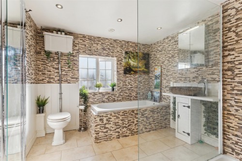 Vicarage Road, Bradwell, Milton Keynes - Photo 18