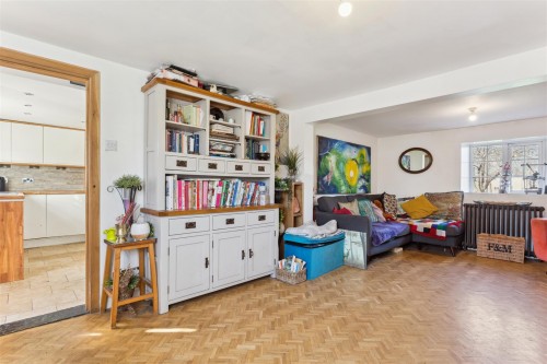 Vicarage Road, Bradwell, Milton Keynes - Photo 6