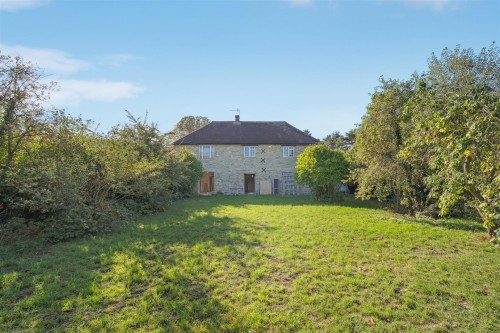 Vicarage Road, Bradwell Village, Milton Keynes - Photo 2