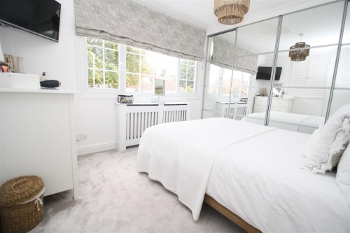 bed 1