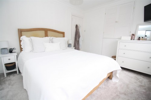 bed 1