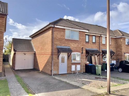 Underwood Place, Oldbrook, Milton Keynes - Photo 1