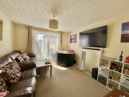 Underwood Place, Oldbrook, Milton Keynes - Photo 2
