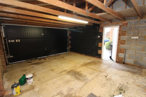 Garage.JPG
