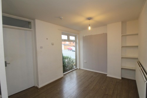 Dining area.JPG