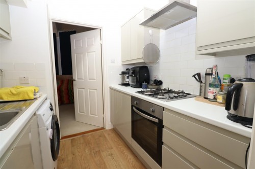 Bessemer Court, Blakelands - Photo 3